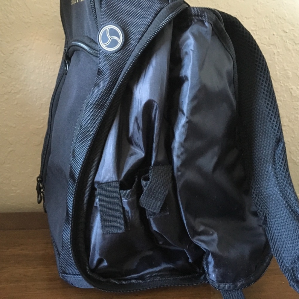 Backpack - Picture 5 of 6